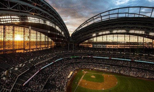 VM MilwaukeeBrewers AmFamField